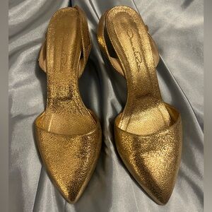 Oscar de la Renta Gold Slingback Kitten Heels